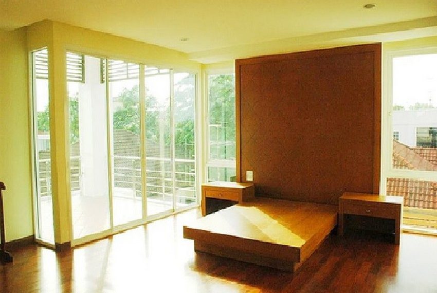 27608 Image-07