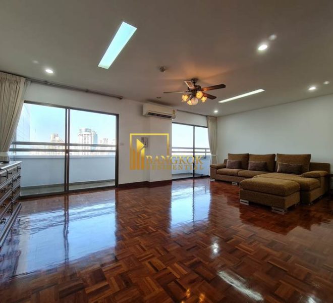 3 bed pet friendly renovated apartment Tubtim Mansion 20486 image-01