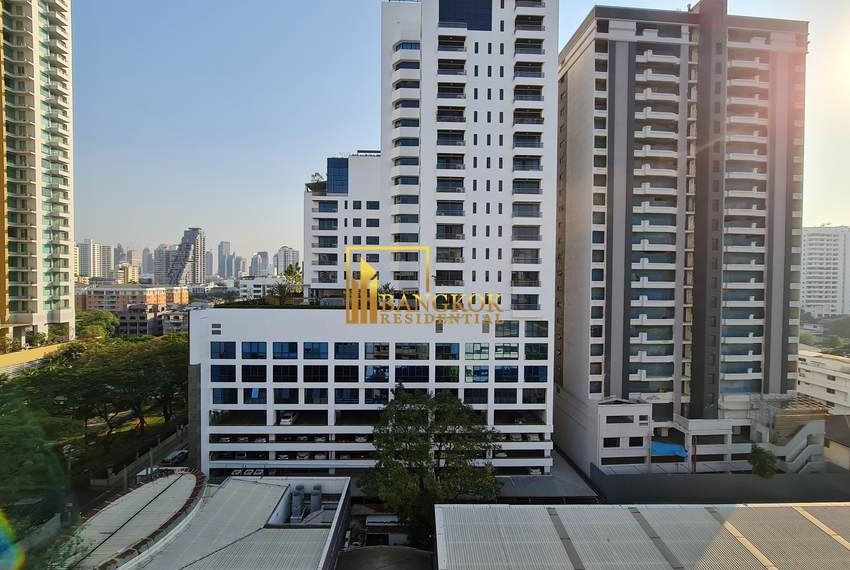 3 bed pet friendly renovated apartment Tubtim Mansion 20486 image-11