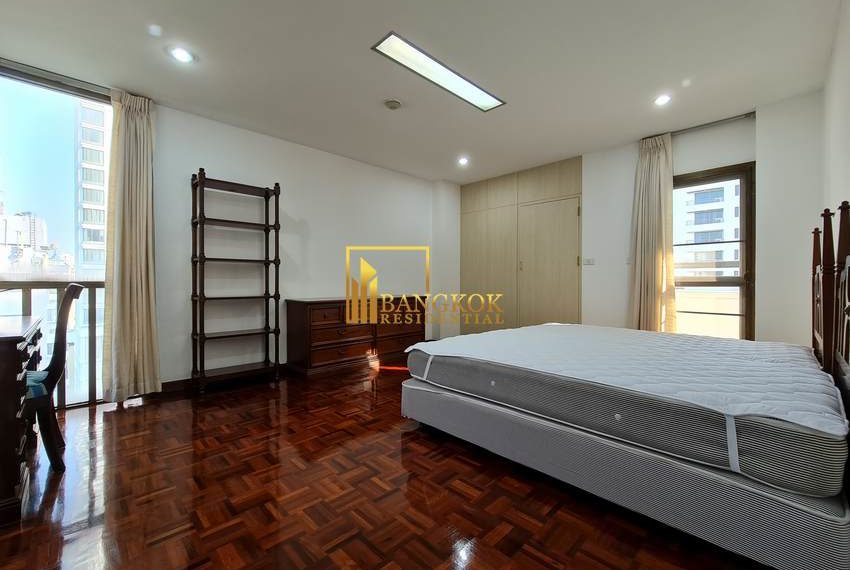 3 bed pet friendly renovated apartment Tubtim Mansion 20486 image-16