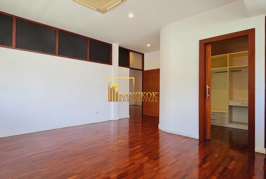 Bangkok house for rent phra khanong 27550 image-23