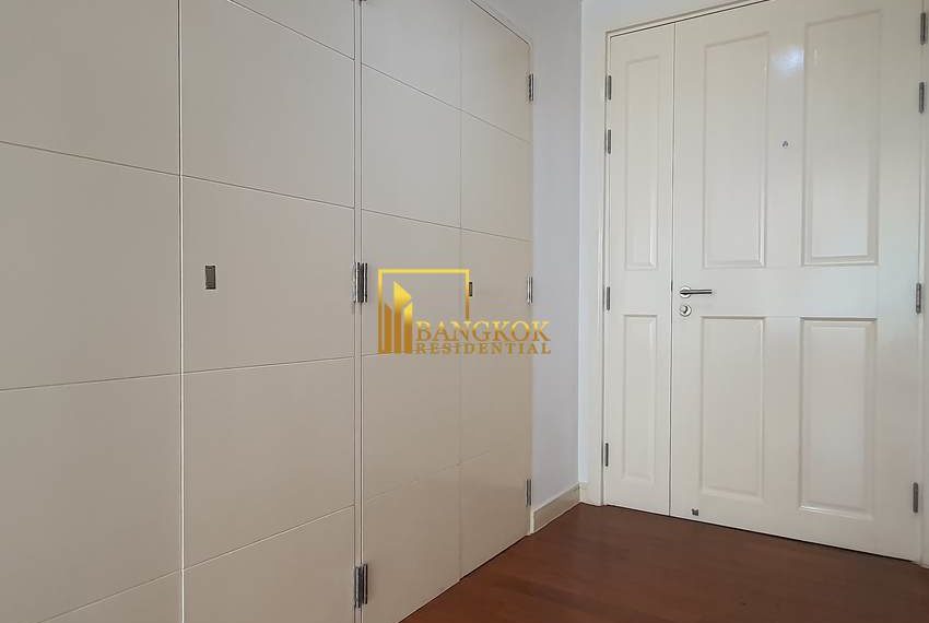 2 bed condo sukhumvit Baan Siri 24 2890 image-09