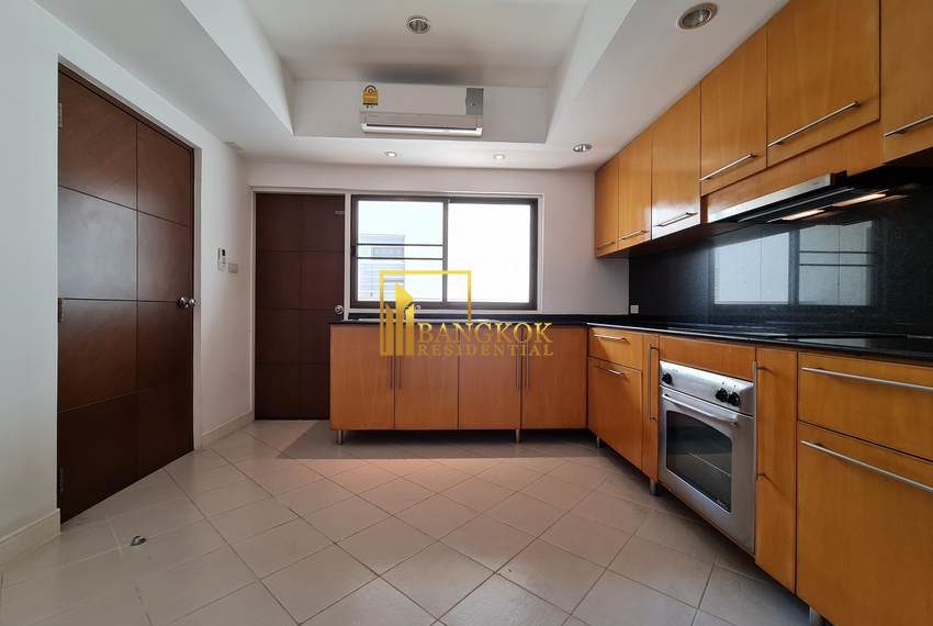 3 bedroom apartment for rent Phirom Garden Residence 20361 image-07