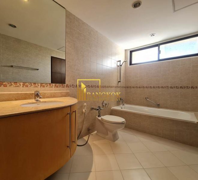 3 bedroom apartment for rent Phirom Garden Residence 20361 image-12