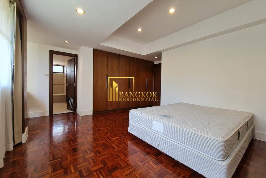 3 bedroom apartment for rent Phirom Garden Residence 20361 image-13