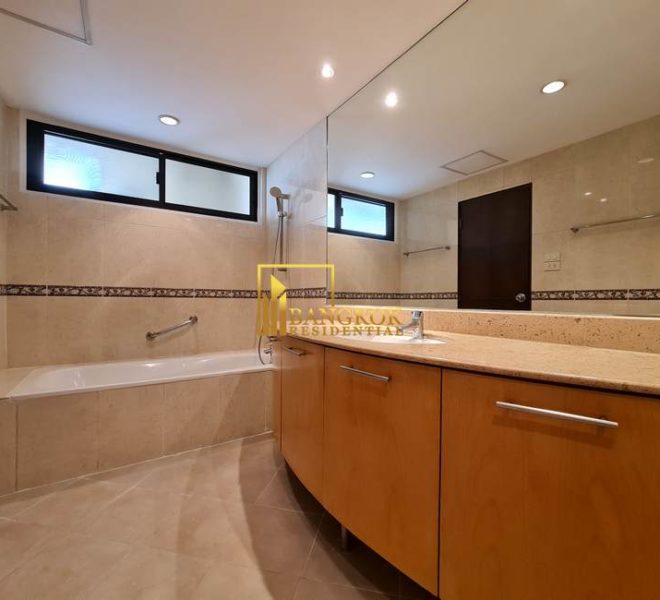 3 bedroom apartment for rent Phirom Garden Residence 20361 image-18
