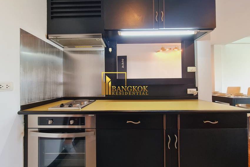 Phatana Court Apartment For Rent 20359 image-07