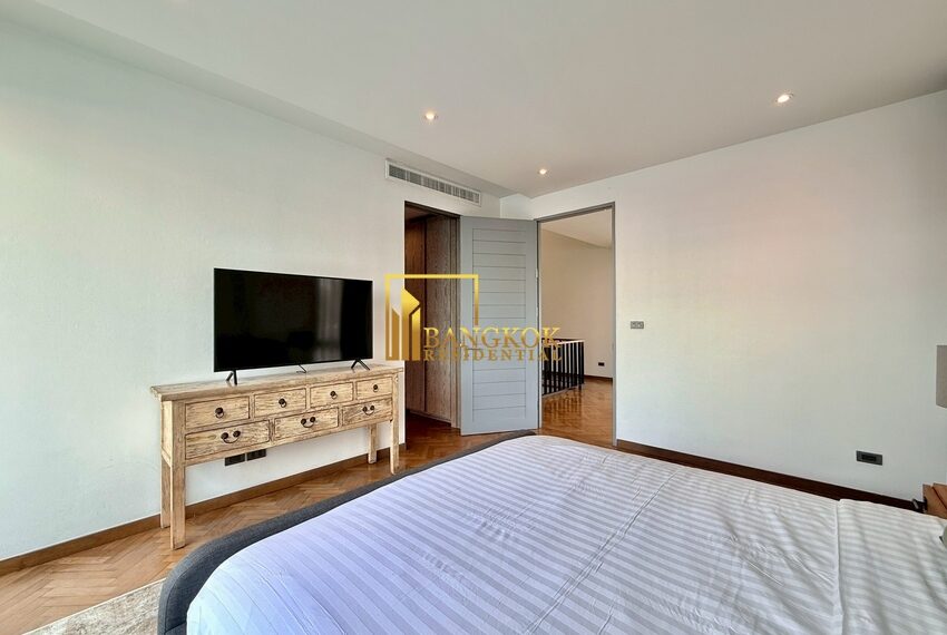 27616 Image-27