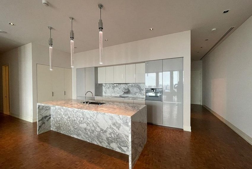 The Ritz Carlton Residences 3 Bed Condo 12143 Image-03