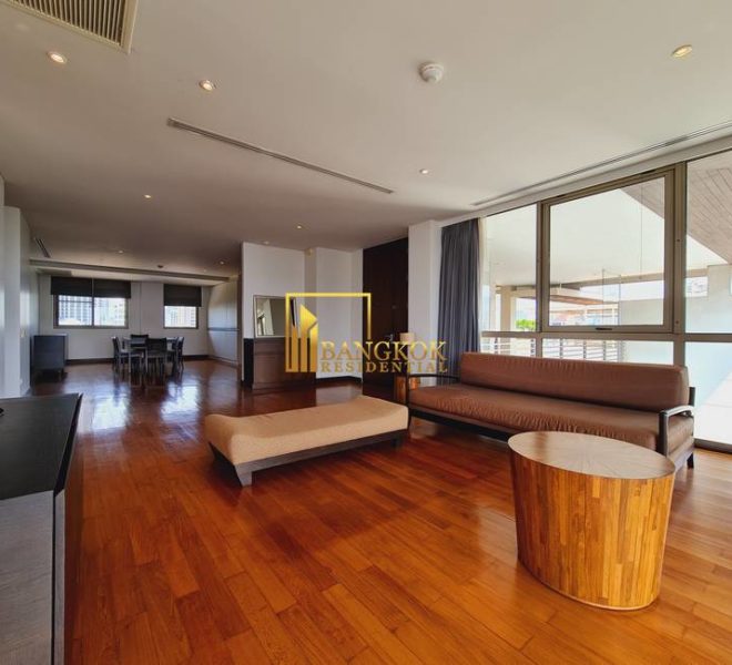 2 Bedroom Ruamrudee House For Rent 0922 image-01