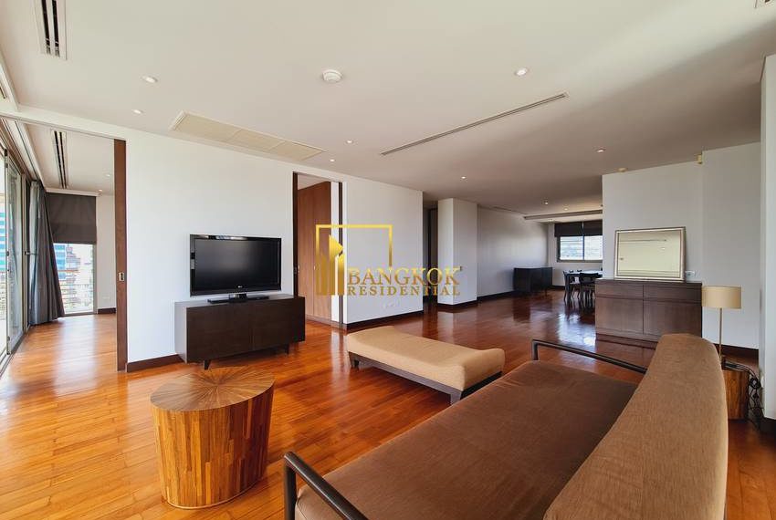 2 Bedroom Ruamrudee House For Rent 0922 image-02