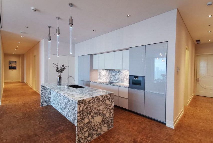 The Ritz Carlton Residences 3 Bed Condo 12666 Image-04