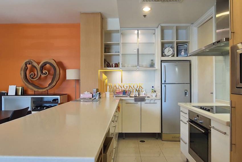 2 bedroom condo silom The Legend Saladaeng 12823 image-08