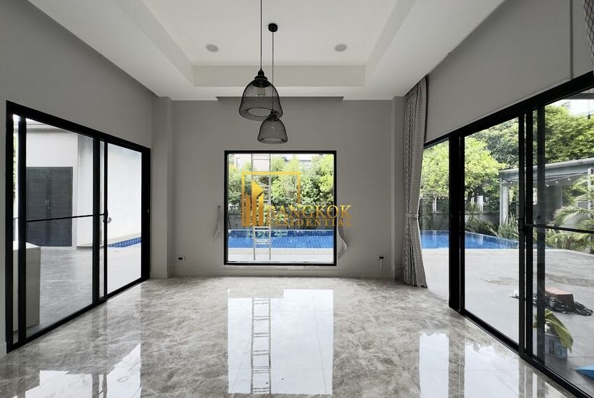 27713 Image-19