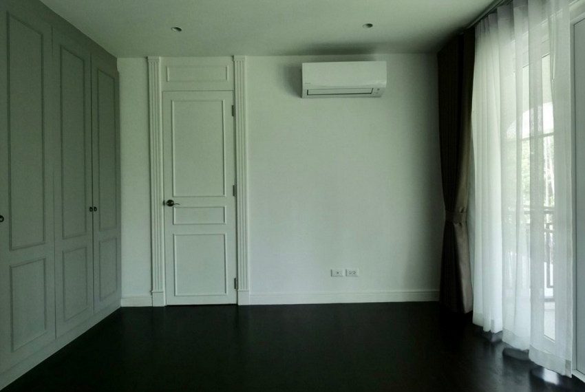 27723 Image-12