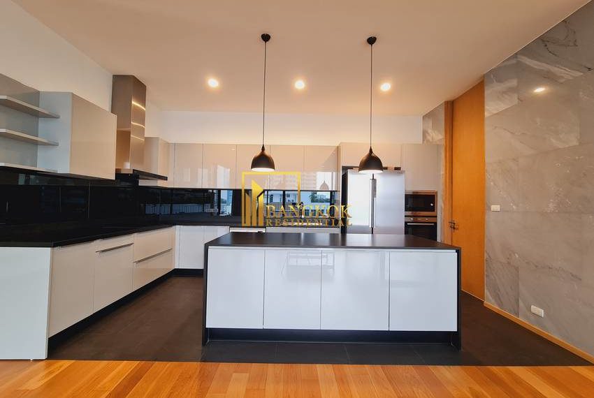 4 bed penthouse sukhumvit 26 Vana Residence 20742 image-03