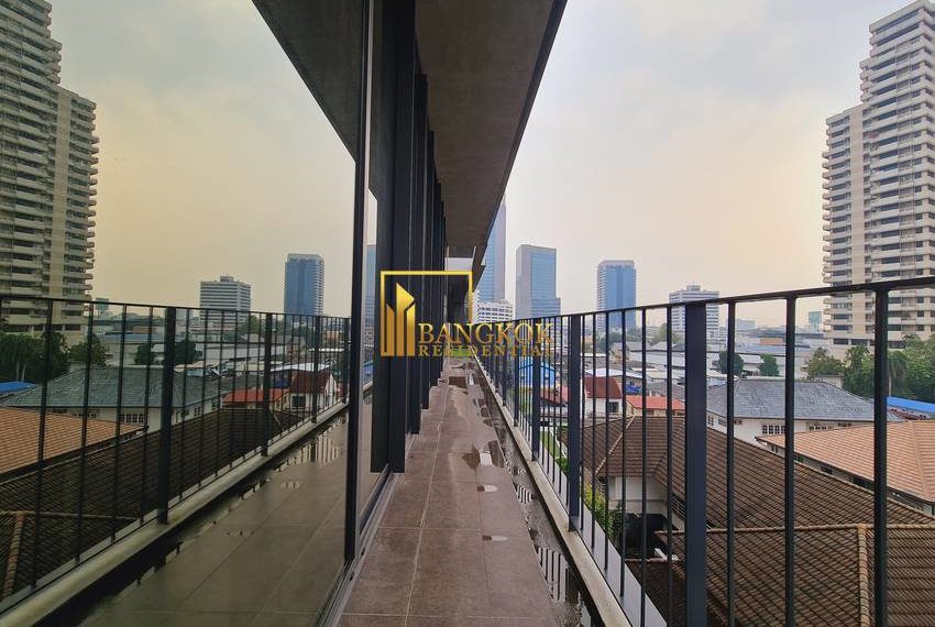 4 bed penthouse sukhumvit 26 Vana Residence 20742 image-08