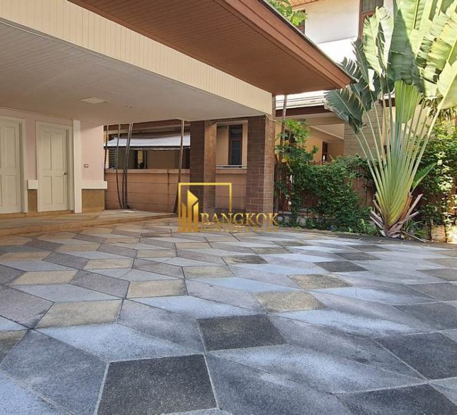 5 bedroom luxury house sukhumvit Baan Sansiri 67 8254 image-02