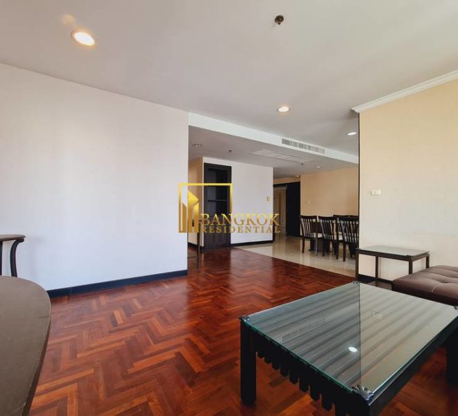 Lake Green condo for rent 3310 image-02