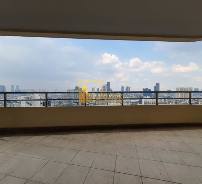 renovated 4 bed condo for rent Hampton thonglor 12529 image-10
