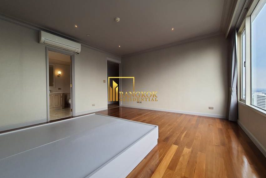 renovated 4 bed condo for rent Hampton thonglor 12529 image-15