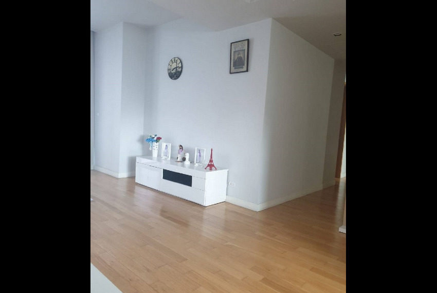 11676 Image-03