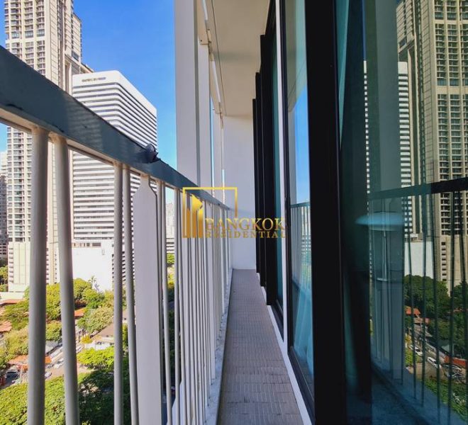 2 bed condo Noble Recole 12890 image-03