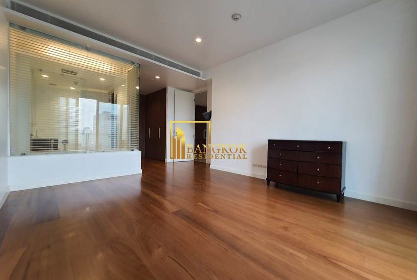 2 bedroom 185 Rajadamri 12926 image-08