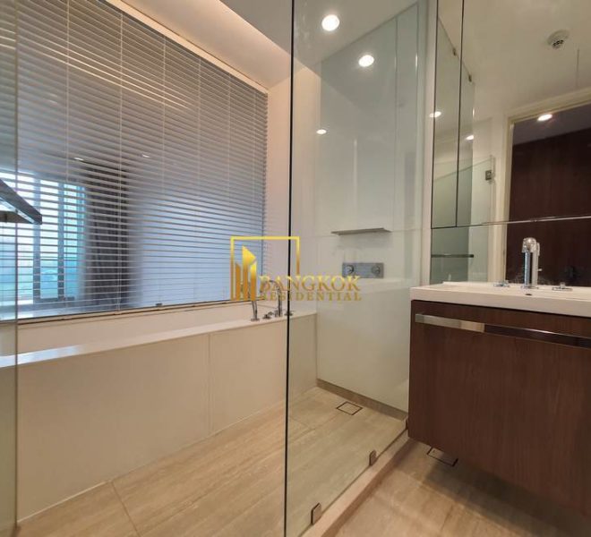 2 bedroom 185 Rajadamri 12926 image-11