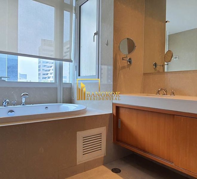 3 bed condo ruamrudee Athenee Residence 3388 image-23