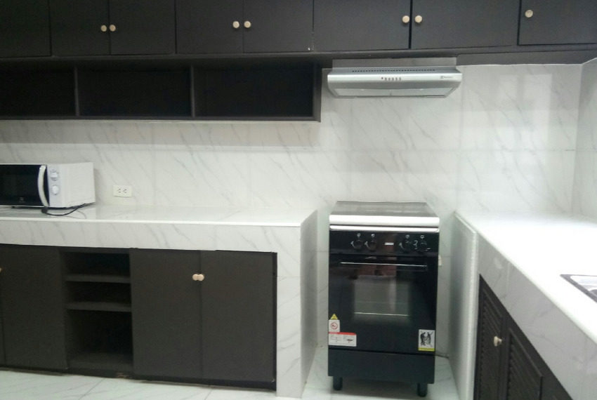 8799 Image-04