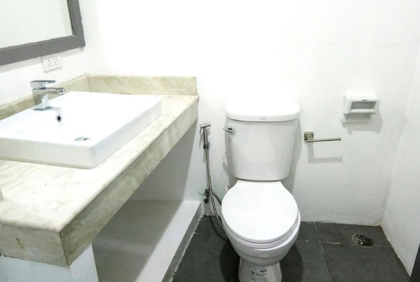 8799 Image-05