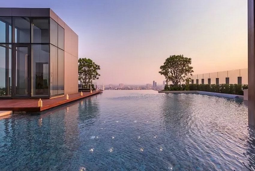 The Bangkok Sathorn Image-01