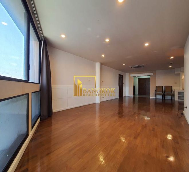 pet friendly 3 bed condo for rent President Park 13003 image-08