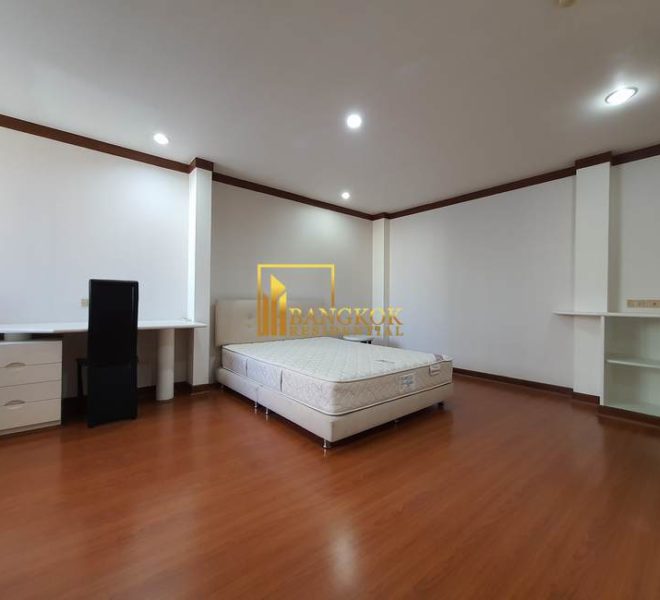 pet friendly 3 bed condo for rent President Park 13003 image-09