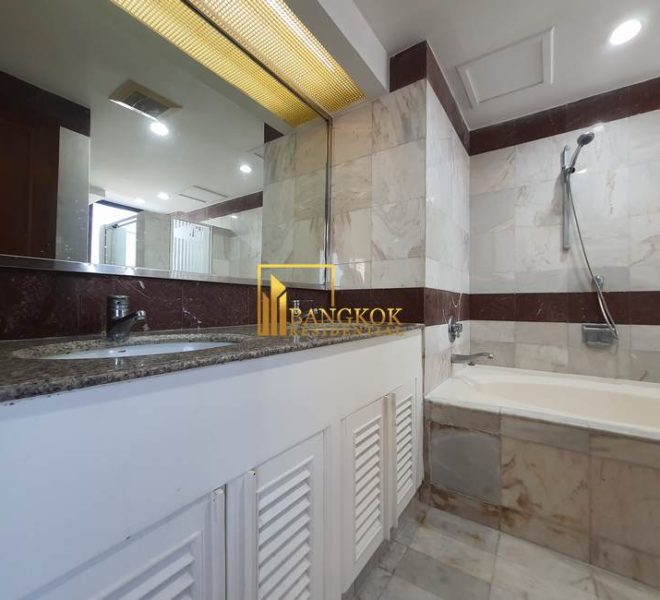 pet friendly 3 bed condo for rent President Park 13003 image-14