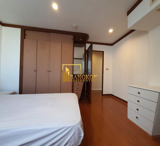 pet friendly 3 bed condo for rent President Park 13003 image-17