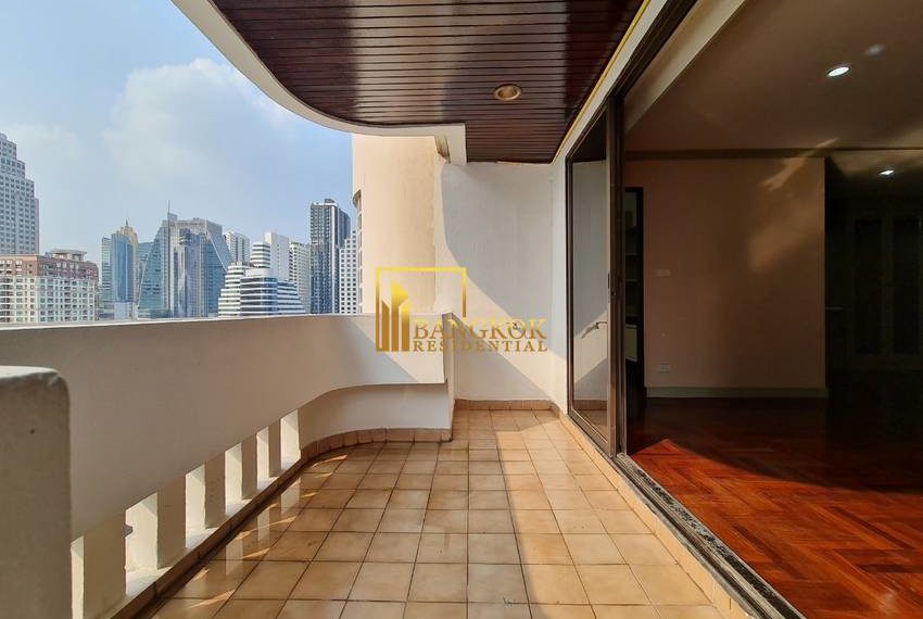 3 bedroom condo Windsor Tower 11009 image-25