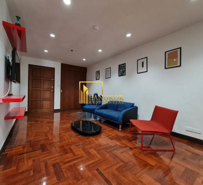 2 bed corner unit for rent sukhumvit 39 Baan Suanpetch 13324 image-03