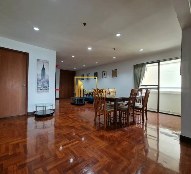 2 bed corner unit for rent sukhumvit 39 Baan Suanpetch 13324 image-04