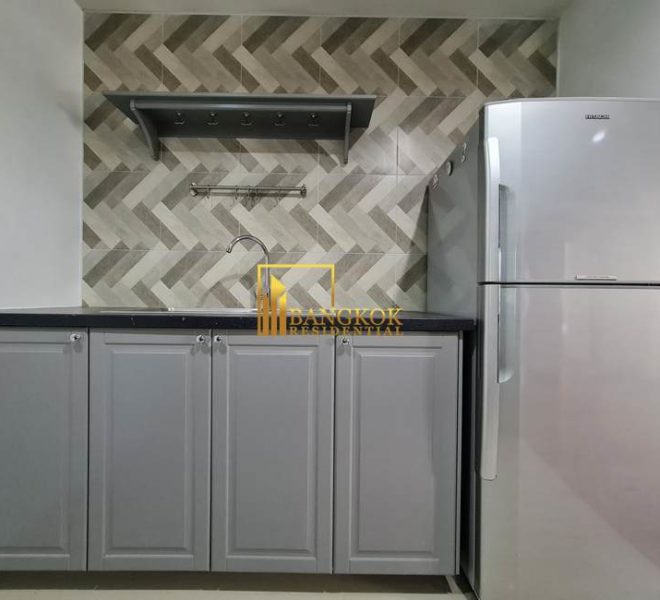 2 bed corner unit for rent sukhumvit 39 Baan Suanpetch 13324 image-07