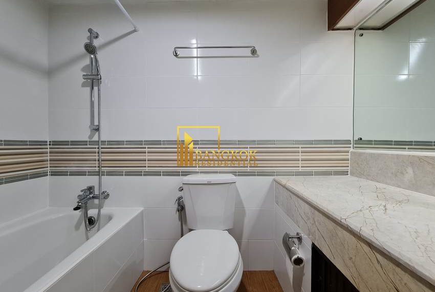 2 bed corner unit for rent sukhumvit 39 Baan Suanpetch 13324 image-14
