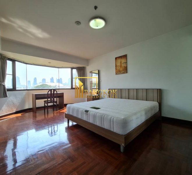 2 bed corner unit for rent sukhumvit 39 Baan Suanpetch 13324 image-15