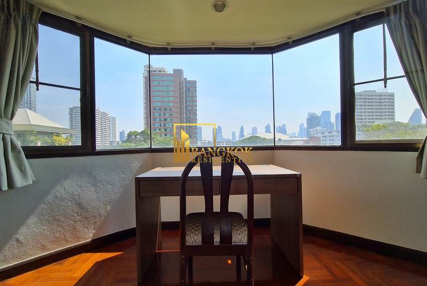 2 bed corner unit for rent sukhumvit 39 Baan Suanpetch 13324 image-16