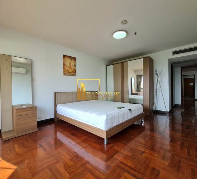 2 bed corner unit for rent sukhumvit 39 Baan Suanpetch 13324 image-17