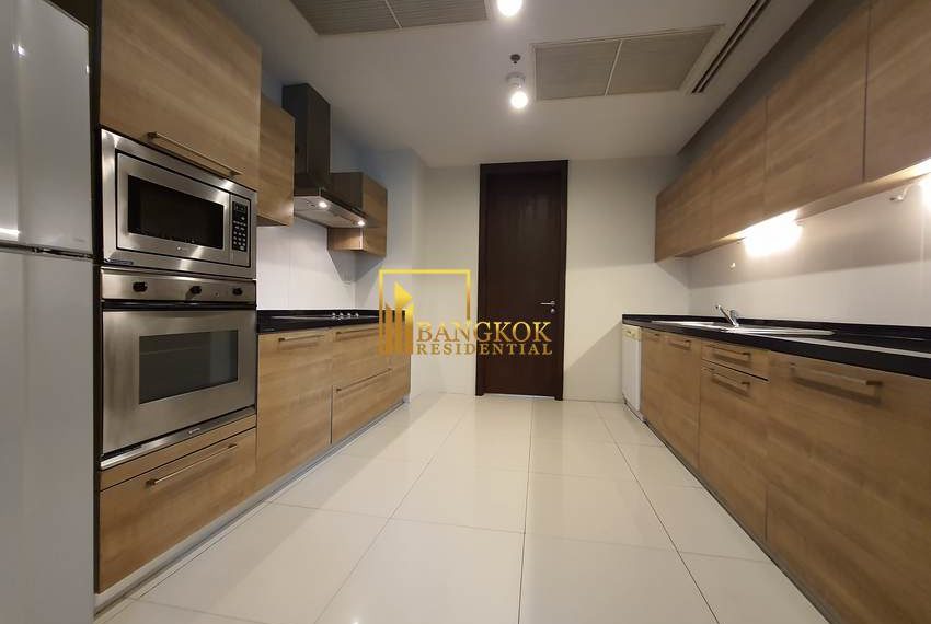 3 bed thonglor apartment VASU The Residence 0907 image-06