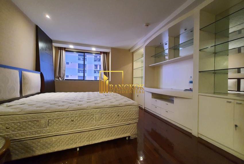 pet friendly 3 bed for rent President Park 13282 image-17