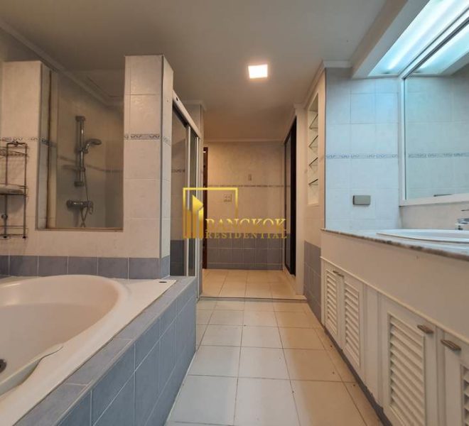pet friendly 3 bed for rent President Park 13282 image-19