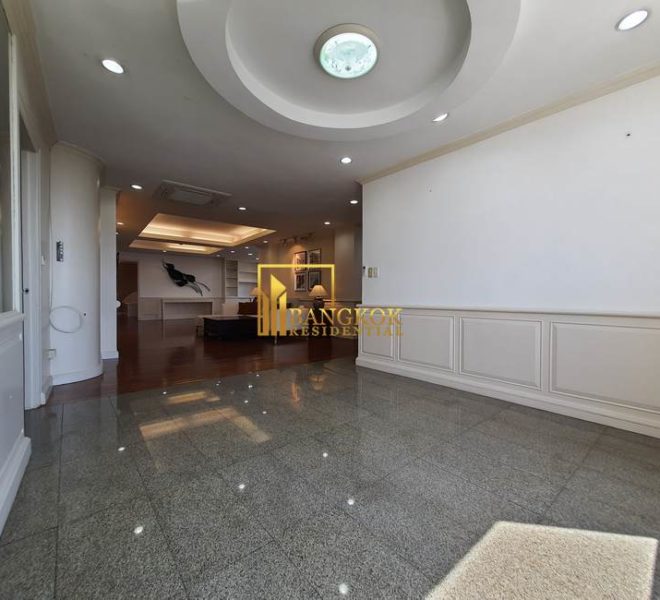 renovated 3 bed condo for rent President Park 13271 image-03