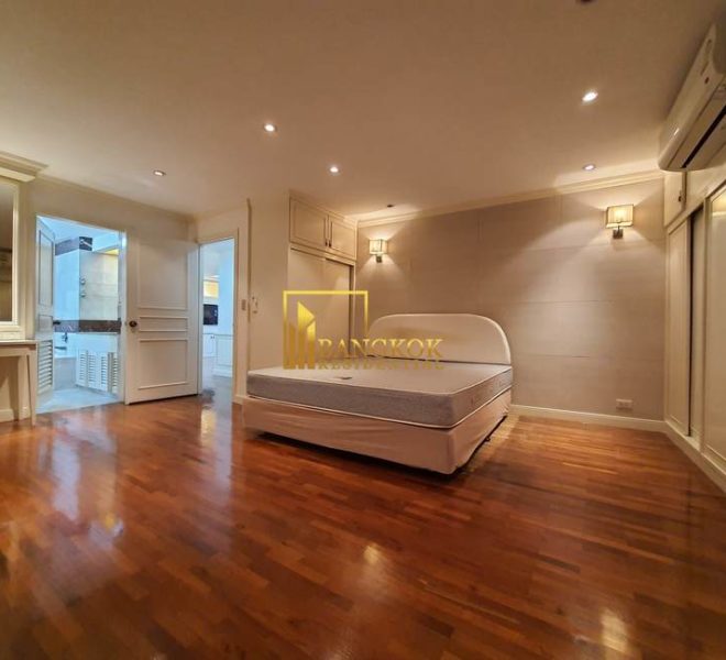 renovated 3 bed condo for rent President Park 13271 image-10
